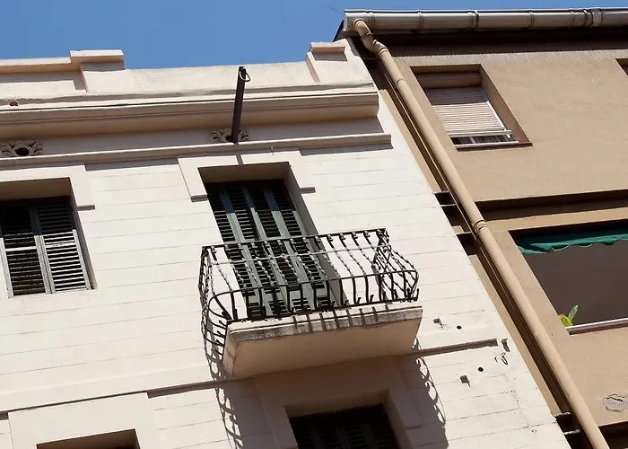 Ab Poble Nou Venero * Barcelona